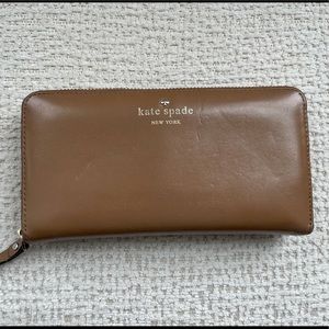Kate Spade Full Zip Wallet